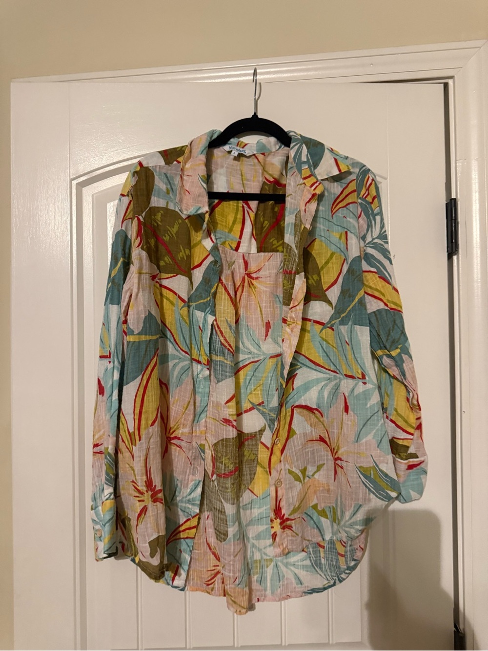 Tropical Floral Lightweight top and matching shorts in Multicolor